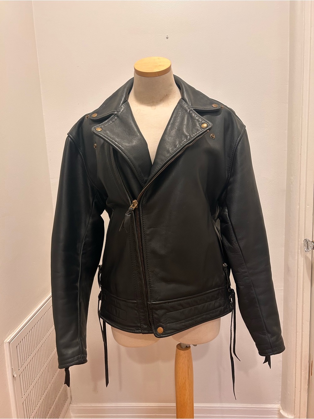 Men's Black Leather Bomber Jacket - Classic Moto Style